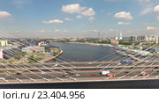 Вид на центральный пролет Большого Обуховского вантового моста. Река Нева, Санкт-Петербург (2016 год). Редакционное видео, видеограф Кекяляйнен Андрей / Фотобанк Лори