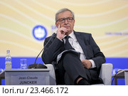Председатель Европейской комиссии Жан-Клод Юнкер (Jean-Claude Juncker) на Петербургском международном экономическом форуме ПМЭФ-2016. Редакционное фото, фотограф Игорь Долгов / Фотобанк Лори