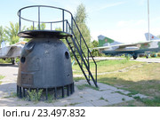 Спускаемый модуль космического корабля "Союз" (СССР) Редакционное фото, фотограф Staryh Luiba / Фотобанк Лори