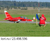 Модель самолета Як-130. Аэродром Орловка (2016 год). Редакционное фото, фотограф Alexei Tavix / Фотобанк Лори