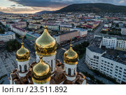 Магадан, Свято-Троицкий кафедральный собор летним вечером. Стоковое фото, фотограф Антон Афанасьев / Фотобанк Лори