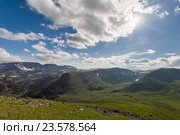 Алтай. Усть-Коксинский район. Солнце над горами и облака. Стоковое фото, фотограф Владимир Панкевич / Фотобанк Лори