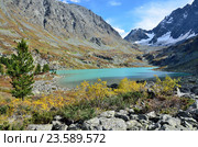 Россия, Республика Алтай, горное озеро Куйгук осенью. Стоковое фото, фотограф Овчинникова Ирина / Фотобанк Лори