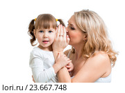 mother and kid sharing a secret whispering. Стоковое фото, фотограф Оксана Кузьмина / Фотобанк Лори