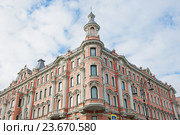 Улица Потемкинская, дом 3 (фрагмент). Санкт-Петербург. Россия (2016 год). Стоковое фото, фотограф E. O. / Фотобанк Лори