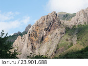 Гора Муэдзин-Кая, Зеленогорье, Крым (2016 год). Стоковое фото, фотограф Галина Хорошман / Фотобанк Лори