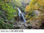 Красоты Крыма. Водопад Джур-Джур (2016 год). Стоковое фото, фотограф Яна Королёва / Фотобанк Лори