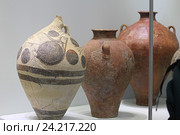 Минойская керамика. Археологический музей, Ираклион. Крит, Греция (2016 год). Стоковое фото, фотограф Алексей Сварцов / Фотобанк Лори