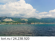 Панорама Новороссийского морского торгового порта с другого берега Цемесской бухты (2016 год). Стоковое фото, фотограф Наталья Гармашева / Фотобанк Лори