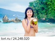 Девушка на пляже. Стоковое фото, фотограф Хайрятдинов Ринат / Фотобанк Лори