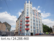 Дом Моссельпрома (Доходный дом А. Титова), Калашный переулок,  2/10  в Москве (2016 год). Редакционное фото, фотограф stargal / Фотобанк Лори