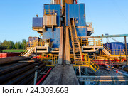 Нефтяная вышка. Республика Татарстан. Стоковое фото, фотограф Зайцев Алексей / Фотобанк Лори