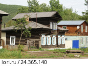 Иркутская область, город Киренск, улица Коммунистическая. Дом, где в ссылке жил князь Валерьян Михайлович Голицын, декабрист (2014 год). Стоковое фото, фотограф Валерий Лаврушин / Фотобанк Лори