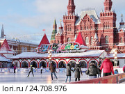 ГУМ-каток на Красной площади. Зима в Москве (2016 год). Редакционное фото, фотограф Илюхина Наталья / Фотобанк Лори