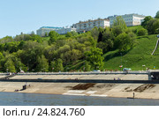 Вид на Нижне-Волжскую и Верхне-Волжскую набережные в Нижнем Новгороде (2016 год). Стоковое фото, фотограф skboris / Фотобанк Лори