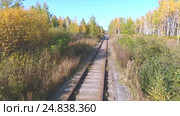 Движение по железной дороге. Стоковое видео, видеограф Slasha / Фотобанк Лори