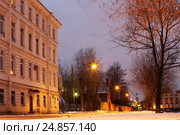 Река Пряжка зимним вечером. Санкт-Петербург (2017 год). Редакционное фото, фотограф Анна Зеленская / Фотобанк Лори