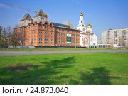 Поволжский православный институт в Тольятти (2015 год). Редакционное фото, фотограф Игорь Потапов / Фотобанк Лори