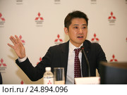 Пресс-конференция официального дистрибьютора автомобилей Mitsubishi на территории России -компании «ММС Рус» (Mitsubishi Motors). Президент и исполнительный директор ООО «ММС Рус» Накамура Наоя. (2017 год). Редакционное фото, фотограф Александр С. Курбатов / Фотобанк Лори