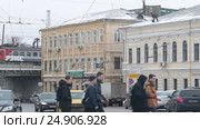 Москва, Бакунинская улица и Электрозаводской мост зимой (2017 год). Редакционное видео, видеограф Дмитрий Неумоин / Фотобанк Лори