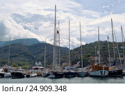 Port in the town of Sóller, Palma de Mallorca (2016 год). Стоковое фото, фотограф Руслан Кудрин / Фотобанк Лори