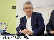 Сергей Николаевич Горьков - председатель Правления государственной корпорации Банк развития и внешнеэкономической деятельности (Внешэкономбанк) на Гайдаровском форуме 2017. Редакционное фото, фотограф Игорь Долгов / Фотобанк Лори