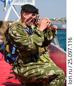Russian marines participate in a naval show dedicated to Russian Navy day on July 30, 2006 in Sevastopol, Crimea. Редакционное фото, фотограф Алексей Забусик / Фотобанк Лори
