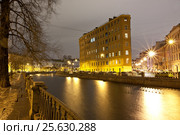 Санкт-Петербург. Поднявшийся уровень воды в канале Грибоедова (2014 год). Стоковое фото, фотограф Евгений Кашпирев / Фотобанк Лори