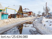 Дорога к центру села Николо-Погост Нижегородской области (2017 год). Стоковое фото, фотограф Дмитрий Тищенко / Фотобанк Лори