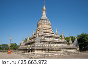 Старинная ступа буддистского храма Hsu Taung Pyi крупным планом. Баган, Мьянма (2016 год). Стоковое фото, фотограф Виктор Карасев / Фотобанк Лори