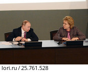 Russian President Vladimir Putin and the President of the Council of Federation of the Federal Assembly of the Russian Federation Valentina Matvienko. (2017 год). Редакционное фото, фотограф Free Wind / Фотобанк Лори