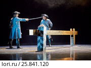 MOSCOW, RUSSIA - JAN 15, 2015: Actors K.Scherbina as Kurbsky and S.Davydov as Pretender on stage of Moscow theatre Et Cetera on the day of media preview of Boris Godunov directed by Peter Stein. Редакционное фото, фотограф Losevsky Pavel / Фотобанк Лори