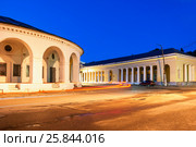 Перекресток улиц Красные ряды и Табачные ряды. Кострома (2015 год). Редакционное фото, фотограф Александр Щепин / Фотобанк Лори