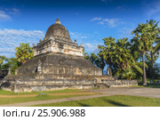 View of the That Makmo stupa, also known as the Watermelon stupa. At Wat Wisunalat. Luang Prabang. Laos. Стоковое фото, агентство BE&W Photo / Фотобанк Лори