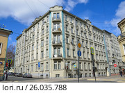 Москва, доходный дом 19/28 на пересечении Подсосенского и Лялина переулков, 1910 год постройки. Редакционное фото, фотограф Овчинникова Ирина / Фотобанк Лори