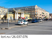 Здание Гауптвахты Сенного рынка. Бизнесцентр "На Сенной". Санкт-Петербург (2017 год). Редакционное фото, фотограф Александр Щепин / Фотобанк Лори