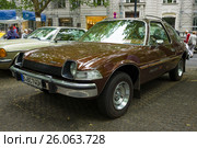 BERLIN - JUNE 14, 2015: Compact car AMC Pacer X, 1975. The Classic Days on Kurfuerstendamm. Редакционное фото, фотограф Sergey Kohl / Фотобанк Лори