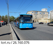 Автобус № м3 «Стадион «Лужники» - Метро «Семеновская» новой транспортной сети "Магистраль". Электрозаводский мост. Район Соколиная гора. Москва (2017 год). Редакционное фото, фотограф lana1501 / Фотобанк Лори