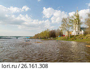 Наводнение: затопленный пляж в Тверицах, Ярославль (2017 год). Стоковое фото, фотограф Илья Бесхлебный / Фотобанк Лори