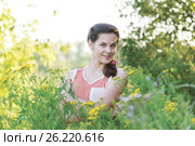 Beautiful Russian girl in thickets of tansy. Стоковое фото, фотограф Володина Ольга / Фотобанк Лори