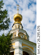 Колокольня Спасо-Преображенского собора. Углич (2015 год). Редакционное фото, фотограф Александр Щепин / Фотобанк Лори