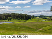 Pushkin mountains, overlooking the valley of the river Sorot (2014 год). Редакционное фото, фотограф Александр Белов / Фотобанк Лори