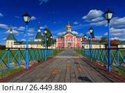 Валдайский Иверский Святоозерский Богородицкий православный мужской монастырь (2017 год). Редакционное фото, фотограф Роман Рожков / Фотобанк Лори