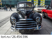 STUTTGART, GERMANY - MARCH 04, 2017: Small family car Ford Taunus G73A, 1951. Europe's greatest classic car exhibition "RETRO CLASSICS" Редакционное фото, фотограф Sergey Kohl / Фотобанк Лори