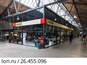BERLIN - MAY 13, 2017: The Ferrari Pavilion. Center of competence for classic cars and youngtimers - Classic Remise Berlin. Exhibition "Oldtimertage Berlin-Brandenburg". Редакционное фото, фотограф Sergey Kohl / Фотобанк Лори