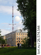 Архангельск. Вид на набережную Северной Двины, телебашню (2006 год). Редакционное фото, фотограф Дмитрий Щукин / Фотобанк Лори
