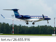 Gulfstream Aerospace G-VI Gulfstream G650 (бортовой 4K-AI88) авиакомпании Azerbaijan Airlines на посадке во Внукове (2017 год). Редакционное фото, фотограф Alexei Tavix / Фотобанк Лори