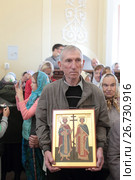 Великое освящение возрожденного Константино-Еленинского храма города Вереи (2017 год). Редакционное фото, фотограф Дмитрий Неумоин / Фотобанк Лори