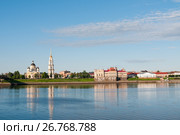 Город Рыбинск. Спасо-Преображенский собор, Хлебная биржа и здания в исторической части города (2017 год). Редакционное фото, фотограф Игорь Низов / Фотобанк Лори