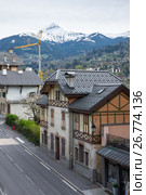 Panoramic view of french Alps and Saint-Gervais-les-Bains (2016 год). Стоковое фото, фотограф Юлия Белоусова / Фотобанк Лори